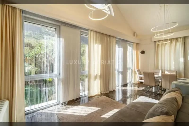 Luksuzni mini-hotel u Boki Kotorskoj – drugi red od mora