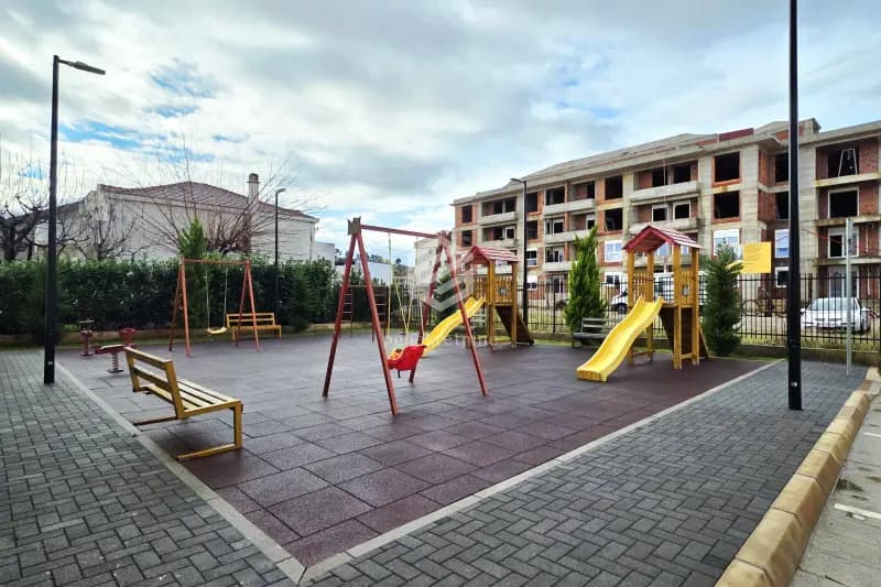 Dvosoban stan 62m2 + parking, Zabjelo – Podgorica