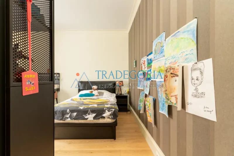 Modern apartment for sale in Porto Montenegro!