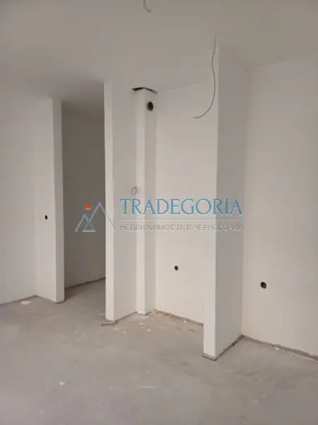 Bečići'de inşaatın son aşamasında stüdyo