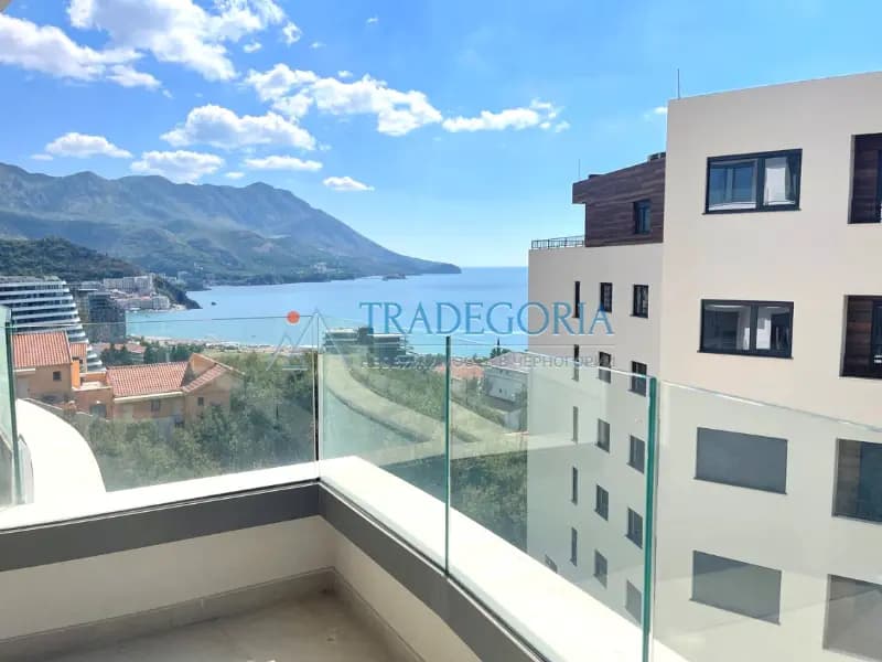 Bečići, Budva Rivierası'nda SPA merkezi bulunan yeni komplekste yatırım dairesi kiralık.