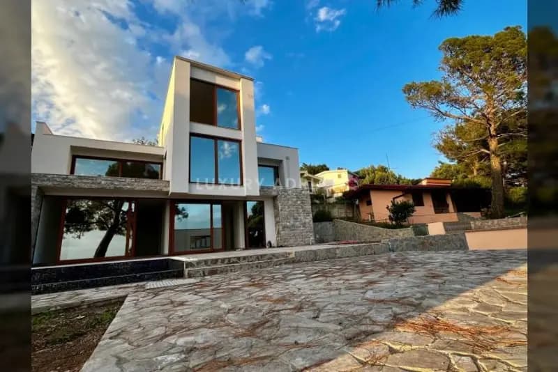 Bar'da deniz manzaralı yeni ev - Zeleni pojas