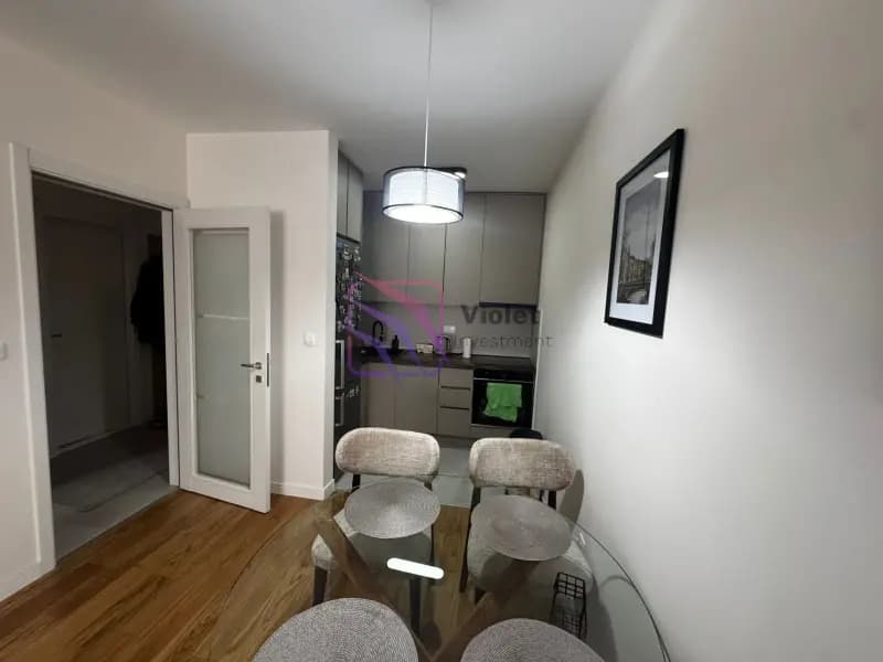 Оренда, однокімнатна квартира, 47м², Central Point, Подгориця