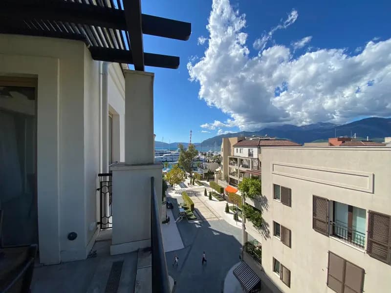For sale, one-bedroom apartment, 76m², Porto Montenegro, Tivat