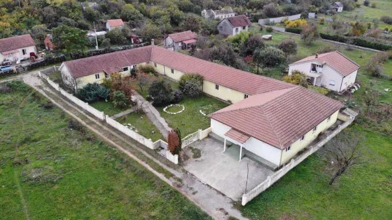 Продажа, коммерческое помещение, 546м², Подгорица Сити, Подгорица