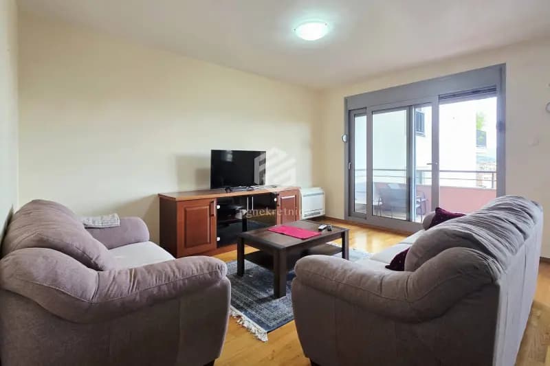 Dvosoban lux stan 125m2, Gorica C – Podgorica