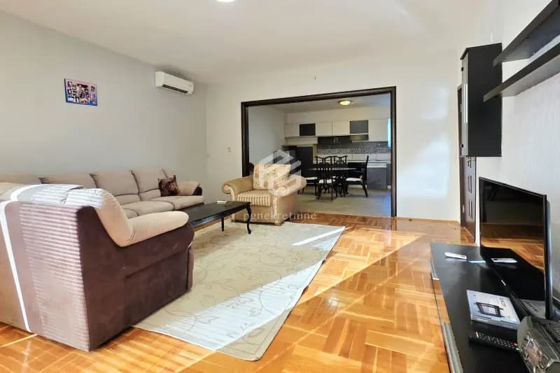 Three-bedroom apartment 130m2 + yard 250m2 + 2 parking spaces, Tološi – Podgorica