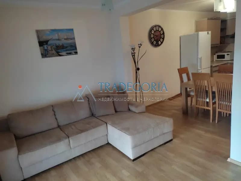 We offer for sale a 3-room apartment in Dobri Vode.