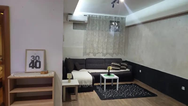 Vermietung, Einzimmerwohnung, 60m², City Kvart, Podgorica