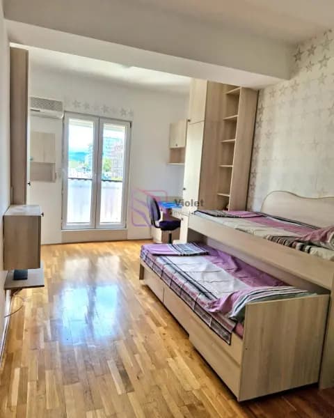 Vermietung, Zweizimmerwohnung, 74m², Ljubović, Podgorica
