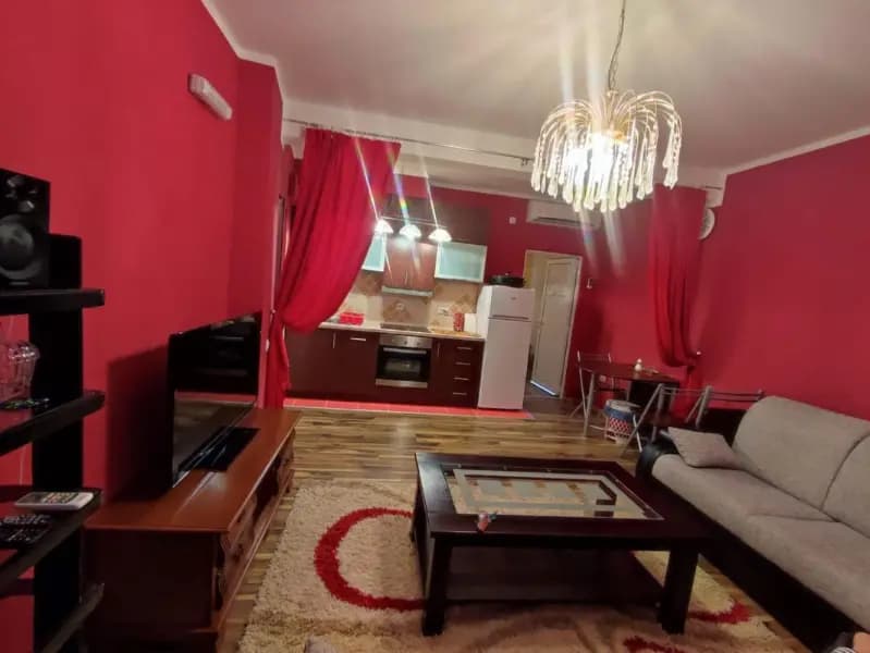 Satılık, üç odalı daire, 50m², Budva