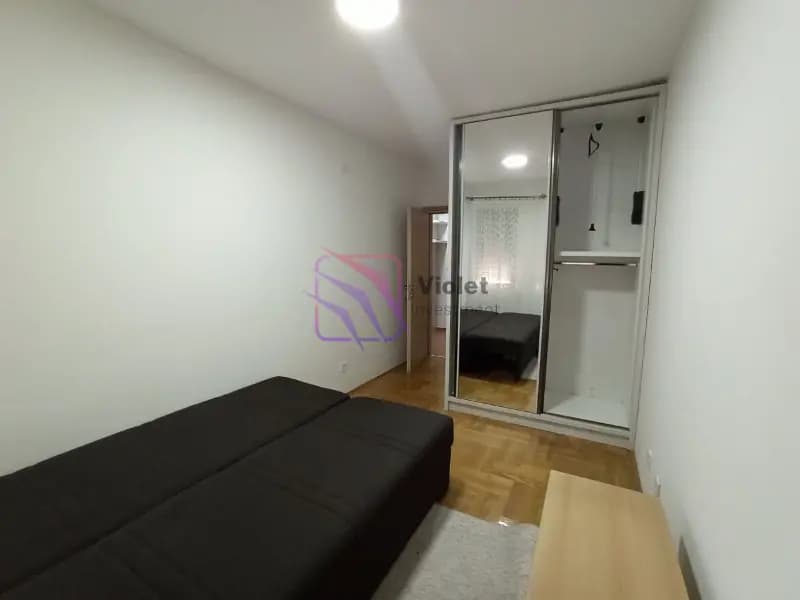 Izdavanje, jednosoban stan, 40m², Stari Aerodrom, Podgorica