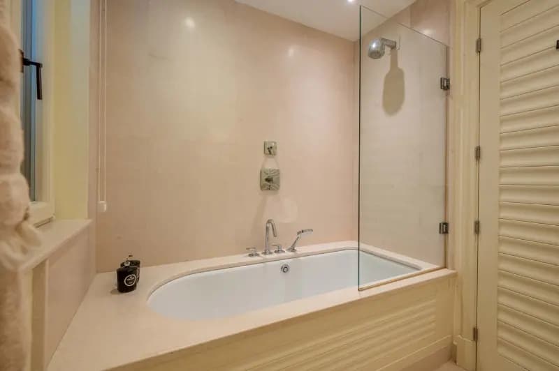 Apartment in Porto Montenegro No. 3006