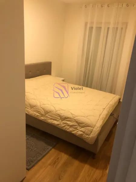 Izdavanje, jednosoban stan, 47m², Central Point, Podgorica