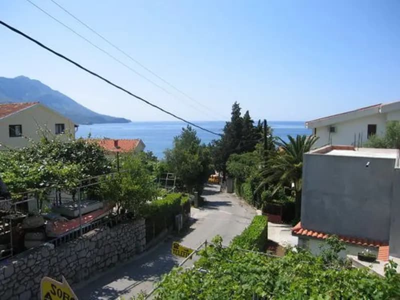 Kuća u Bečićima br. 952
