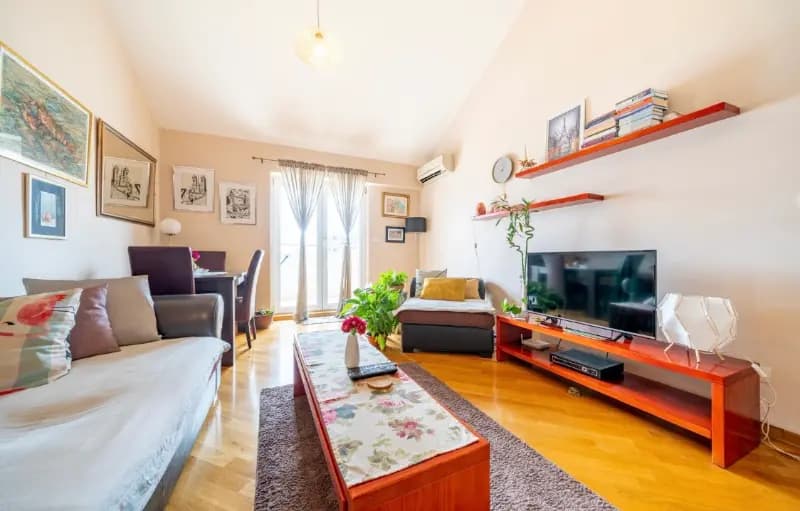 One-bedroom apartment 52m2, Preko Morače
