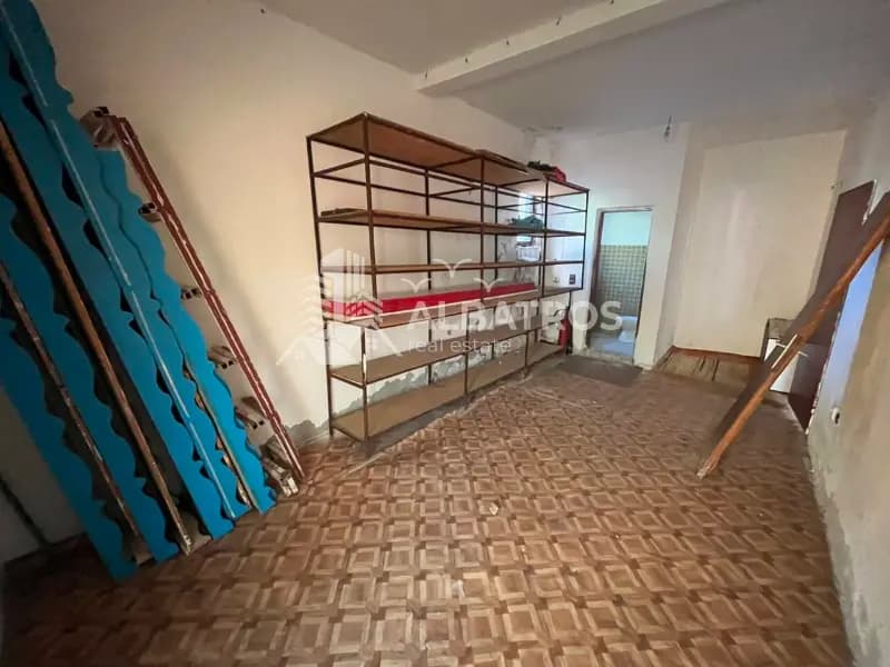 A commercial space of 60m2 is for rent in Bjelise, Bar.