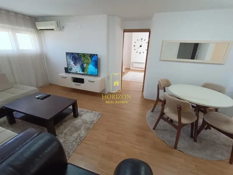 Two-room apartment 60m2, Center (Independence Square)