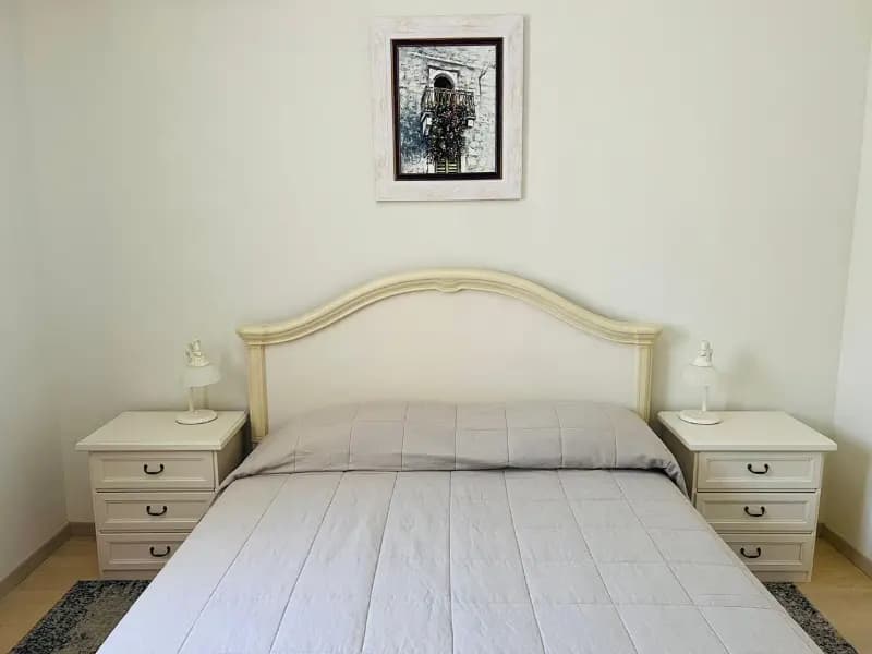 Продаж, трикімнатна квартира, 140м², Будва