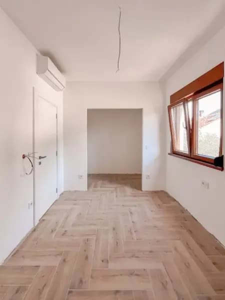 Продаж, двокімнатна квартира, 72м², Кава, Тіват
