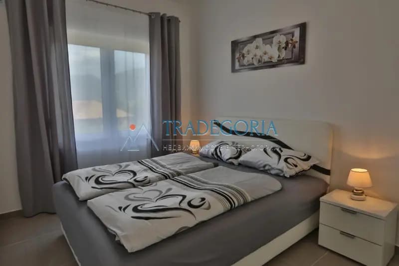 Gotovi poslovni, mini hotel sa 10 soba u Tivtu