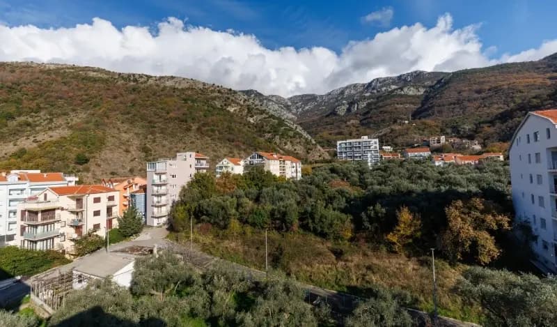 Luksuzan trosoban penthouse sa panoramskim pogledom na more