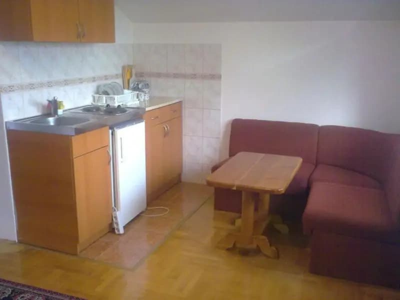 Prodaja, hotel, 537m², Podmaine, Budva