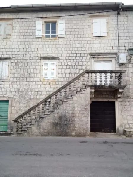 Prodaja, kuća, 235m², Prčanj, Kotor