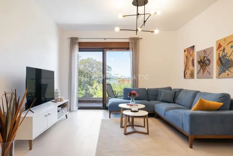 Tivat, Donja Lastva'da iki odalı daire