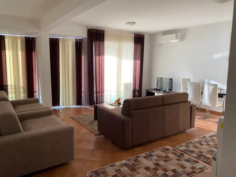 One-bedroom apartment in Dobra Voda in Bar