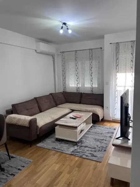 Оренда, однокімнатна квартира, 45м², Заб'єло, Подгориця