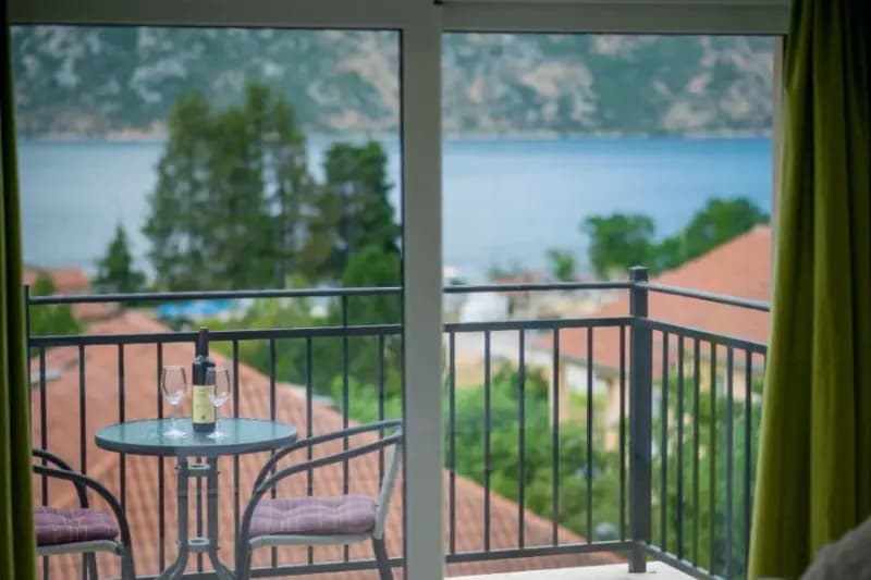 Prodaja, kuća, 240m², Donji Stoliv, Kotor