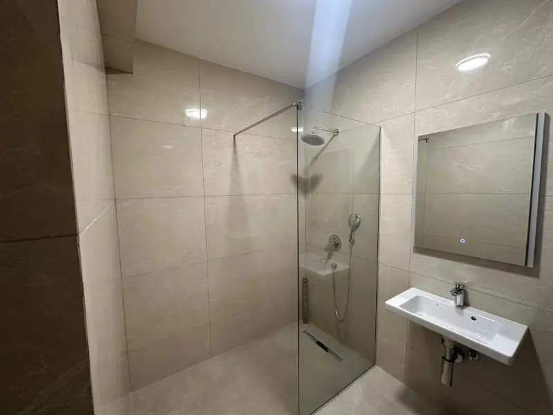 Продаж, двокімнатна квартира, 88м², Будва