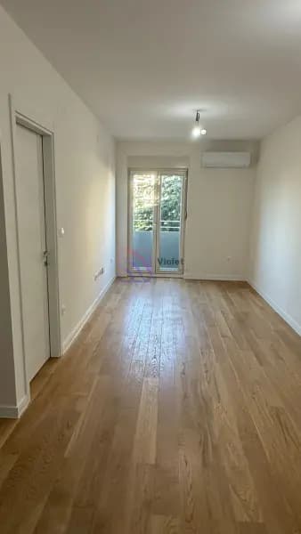 For rent, one-bedroom apartment, 40m², Central Point, Podgorica