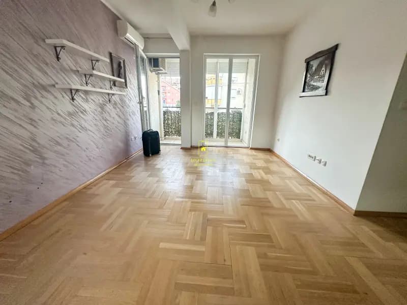 72m2 iki odalı daire, Momišići