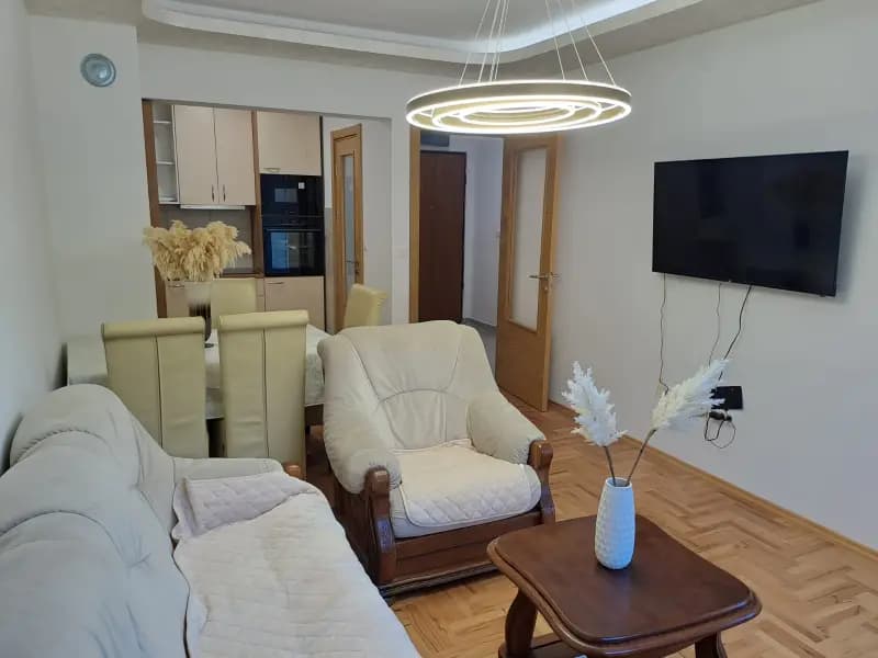 Продаж, двокімнатна квартира, 72м², Будва