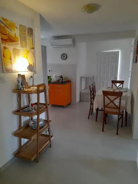 Tivat Merkezi - iki odalı daire - 3.787 euro/m2