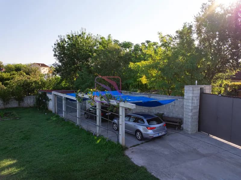 Sale, land, 4200m², Zeta, Podgorica