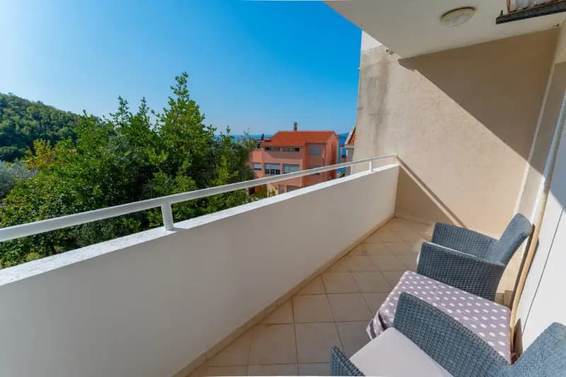 Продаж, двокімнатна квартира, 68м², Будва