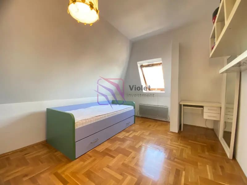 Satılık, üç odalı daire, 86m², Podgorica