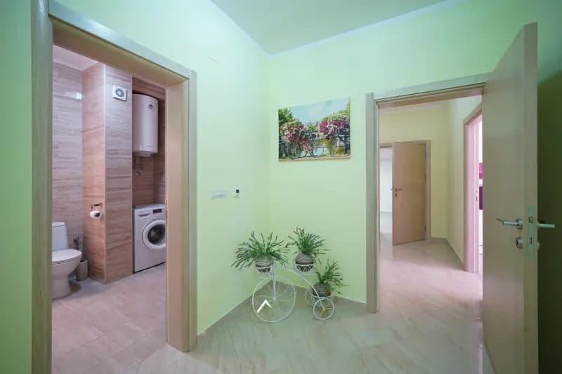 Two-bedroom apartment 242 m2 on the first line – Dobra Voda