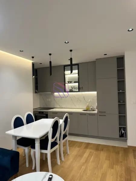 Izdavanje, dvosoban stan, 53m², City Kvart, Podgorica