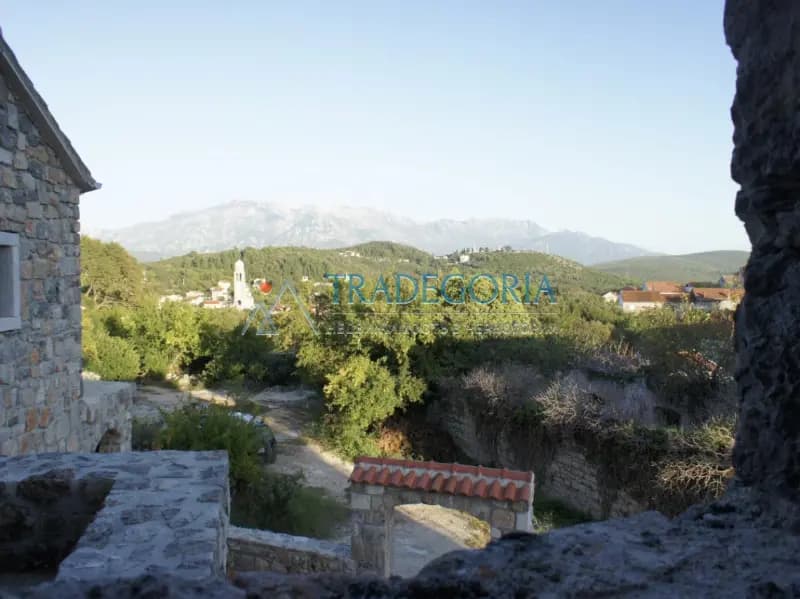 Antički rekonstruisani kompleks kuća