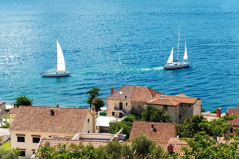 Sale, villa, 342m², Kotor