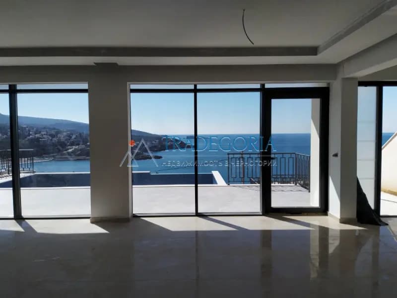 Nova vila u Utehi