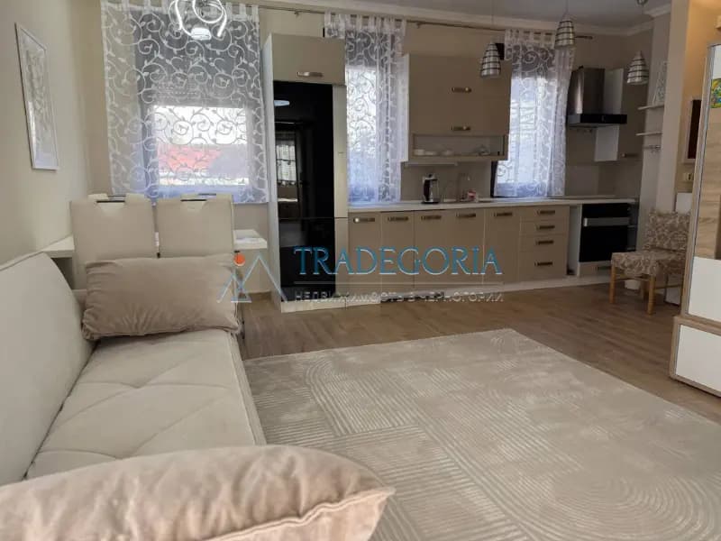 Мебльована квартира на продаж у Сохо Сіті, Бар 145.000 €