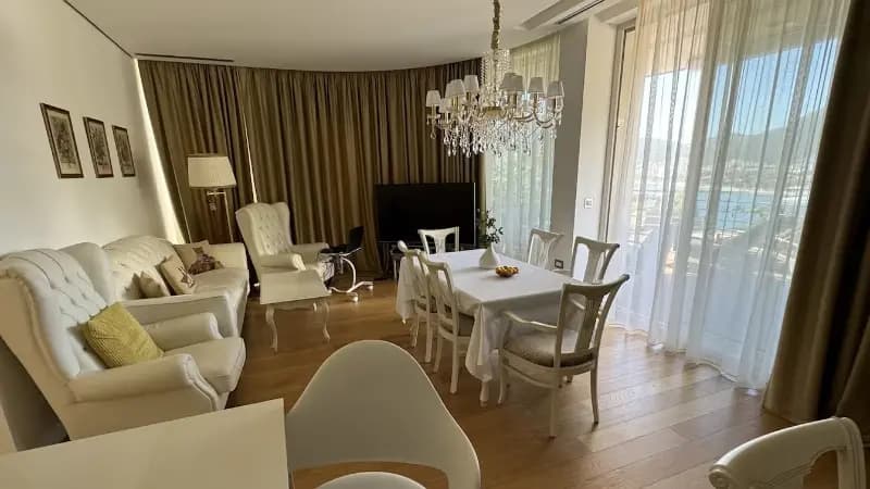 Розкішна квартира на продаж у Dukley Gardens