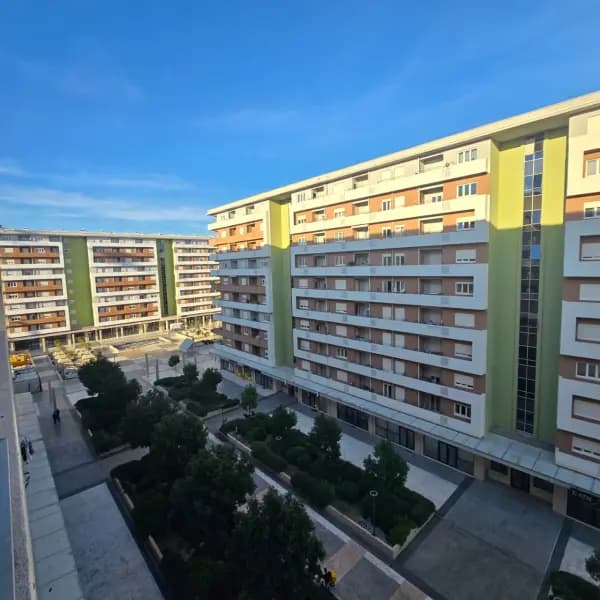 Оренда, гараж, 69м², Central Point, Подгориця