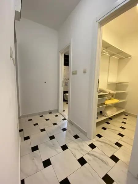 Продаж, однокімнатна квартира, 64м², Будва