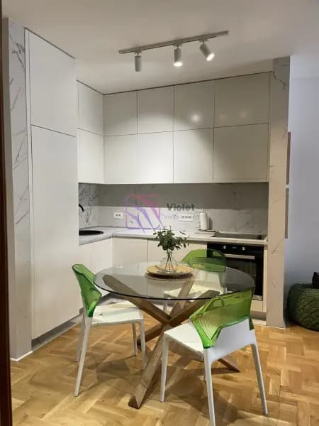 Оренда, однокімнатна квартира, 41м², Сіті Кей, Подгориця